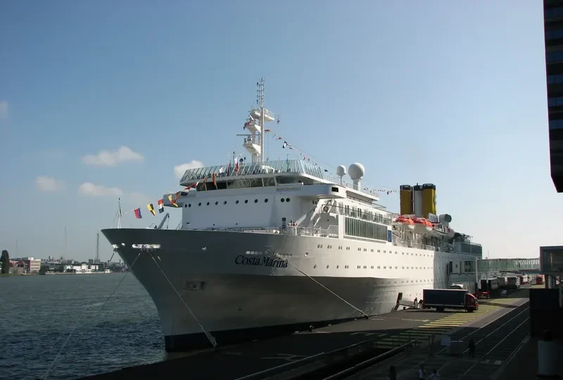 CLUB HARMONY Passenger Ship IMO 6910544 photo 6