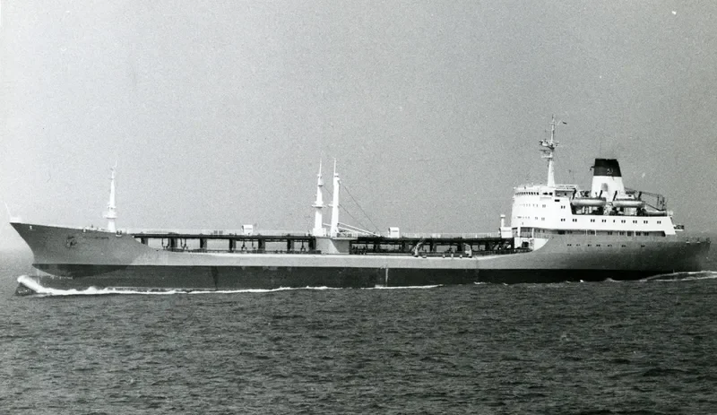 TALUSIA Tanker IMO 6912009 photo 2