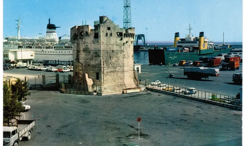 SELCUK K Ro-Ro IMO 6912384