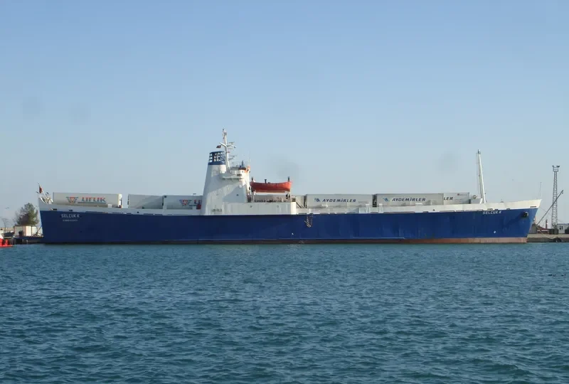 SELCUK K Ro-Ro IMO 6912384 photo 3