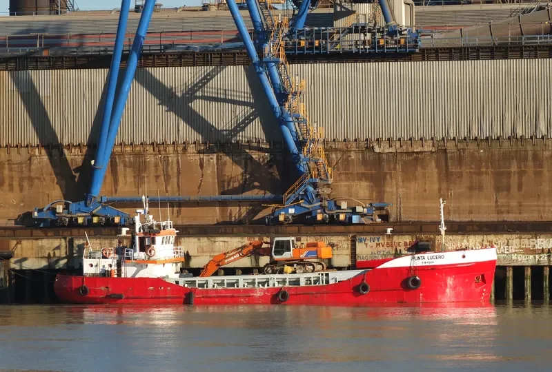 PUNTA LUCERO Barge IMO 6913027 photo 4