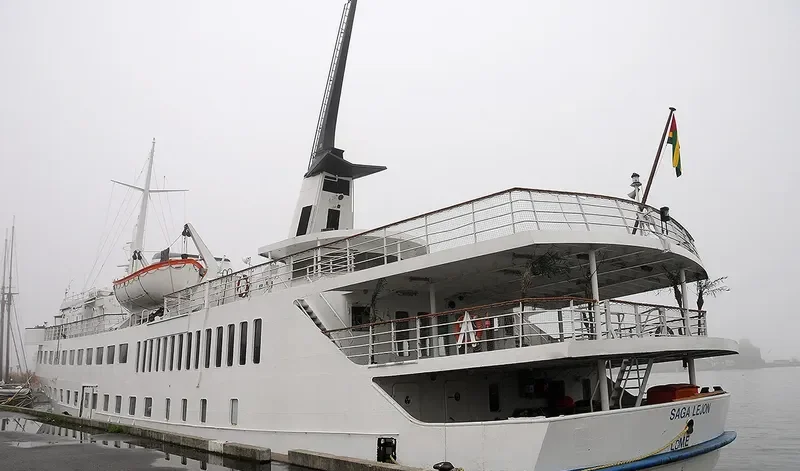 HAWA III Passenger Ship IMO 6913376