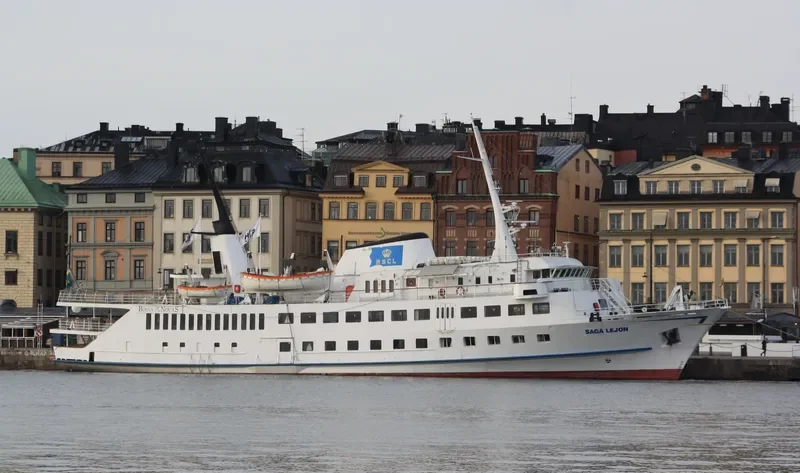 HAWA III Passenger Ship IMO 6913376 photo 8