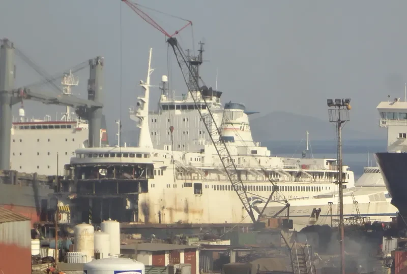 IGINIA Ro-Ro IMO 6915051 photo 5