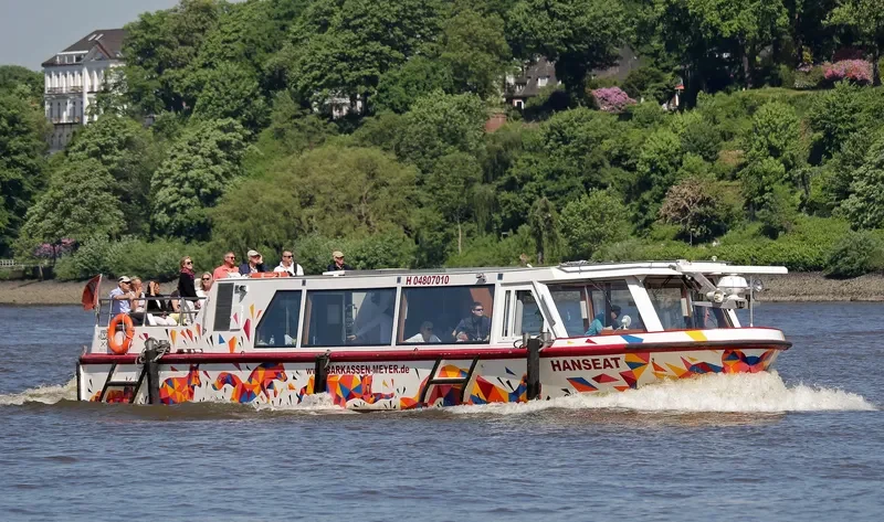 HANSEAT Passenger Ship IMO 6917229 photo 3