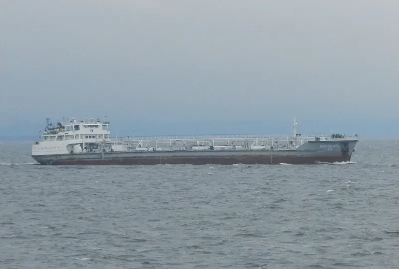 VOLGONEFT 55 Tanker IMO 6919485 photo 2