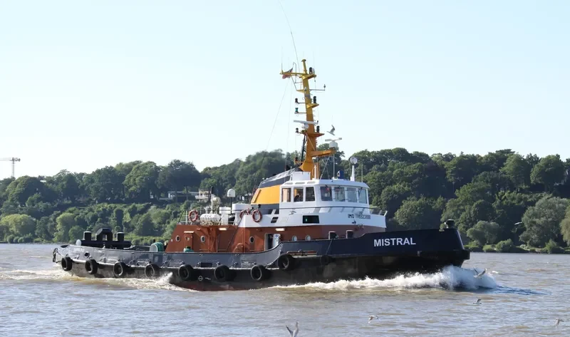 MISTRAL Tug Boat IMO 6923888 photo 7