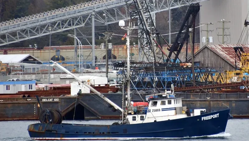 FREEPORT Fishing Vessel IMO 6924296 photo 5