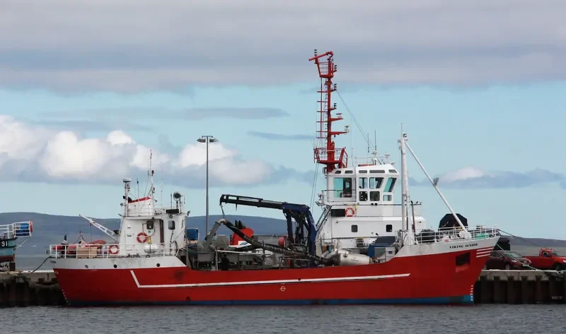 VIKING SENIOR Fishing Vessel IMO 6925094 photo 2