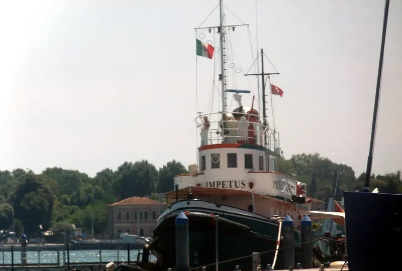 IMPETUS Tug Boat IMO 6927602