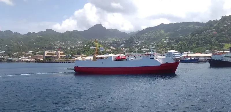 BEQUIA EXPRESS 1 Ro-Ro IMO 6929703 photo 2