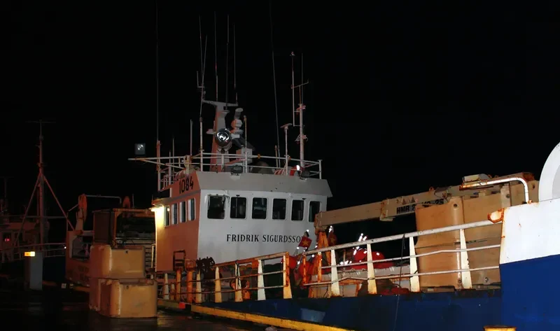 FRIDRIK SIGURDSSON Fishing Vessel IMO 6930219 photo 5