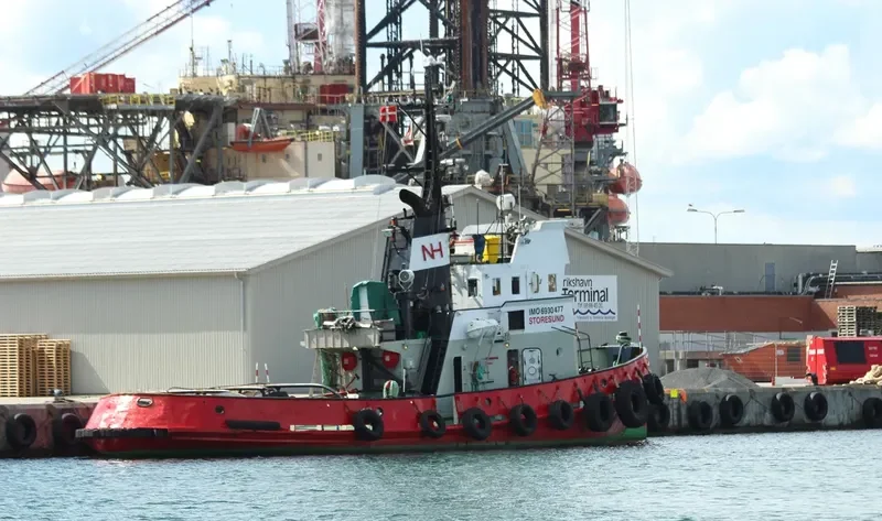 STORESUND Tug Boat IMO 6930477 photo 4