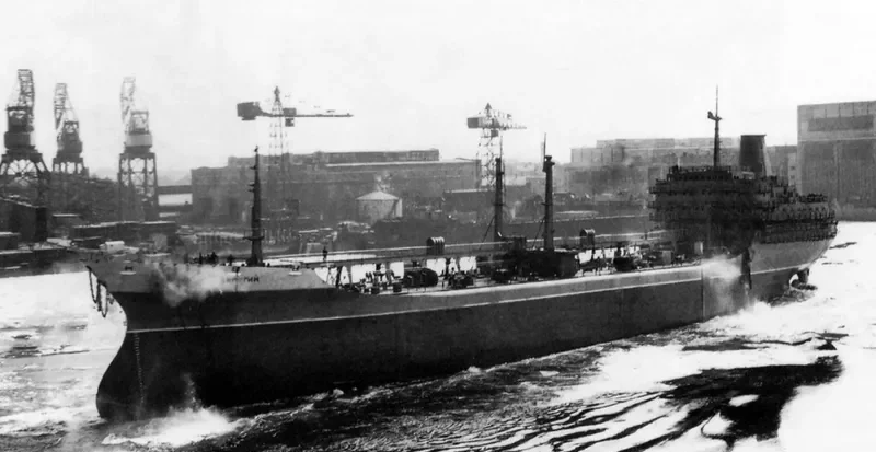 CAMELIA Tanker IMO 7005542 photo 5