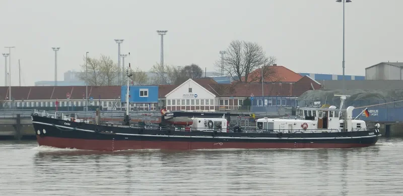 KATHI Bunkering Vessel IMO 7006974 photo 8