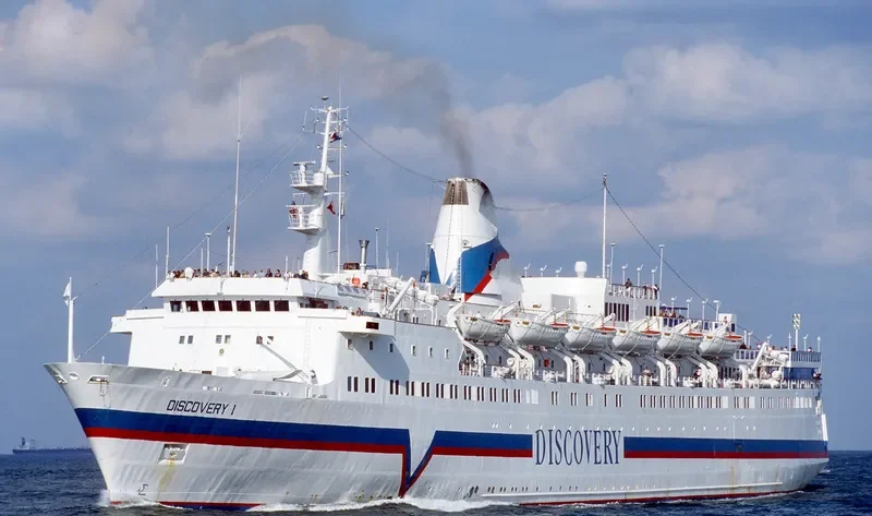 DISCOVERY I Passenger Ship IMO 7008001