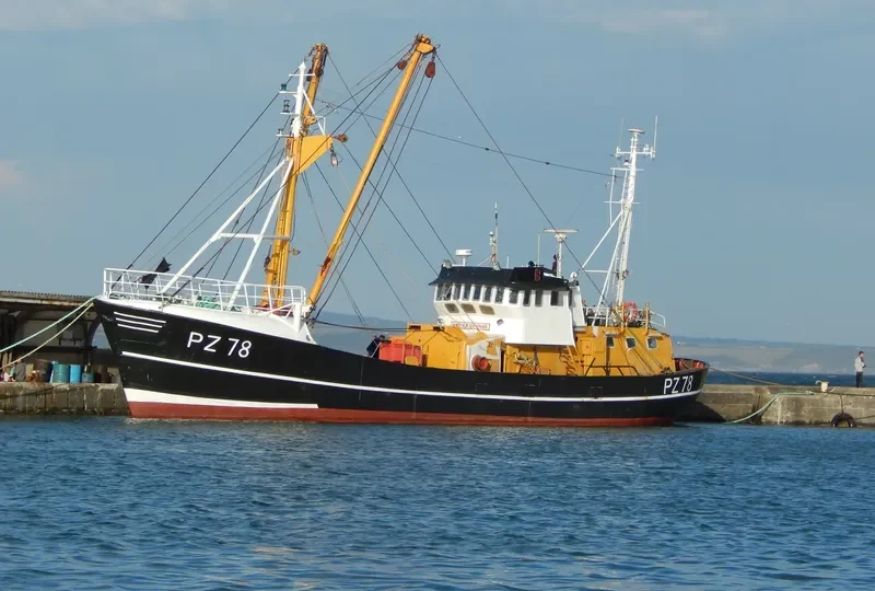 JAMES R H PZ78 Fishing Vessel IMO 7010999 photo 7