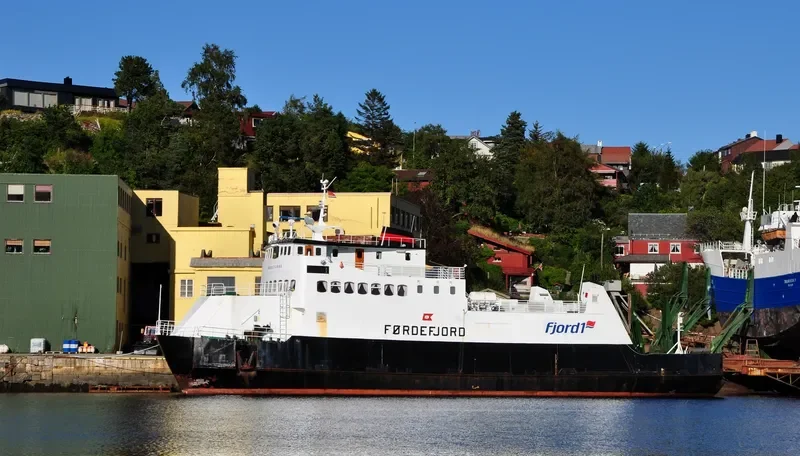 ADMIRAL BAY 3 General Cargo IMO 7013680 photo 7