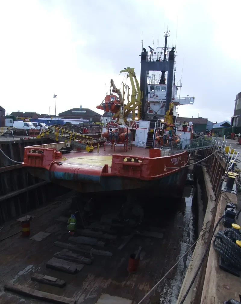 PUTFORD PUFFIN Multi-Purpose Offshore Vessel IMO 7014385 photo 2