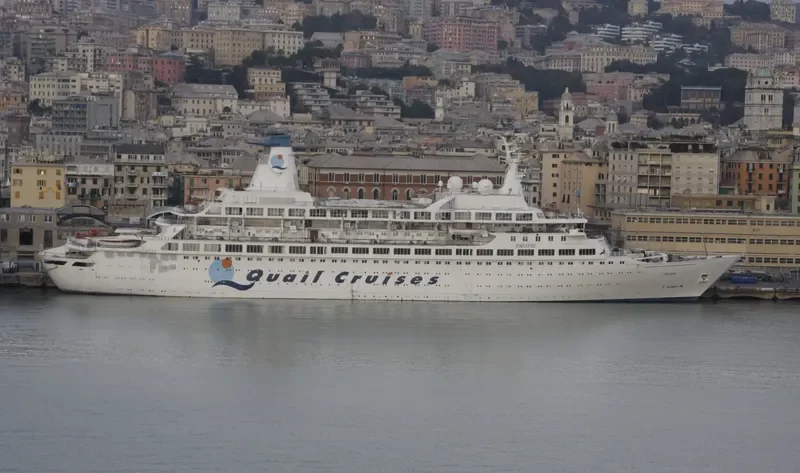 ACIF Passenger Vessel IMO 7018563 photo 4