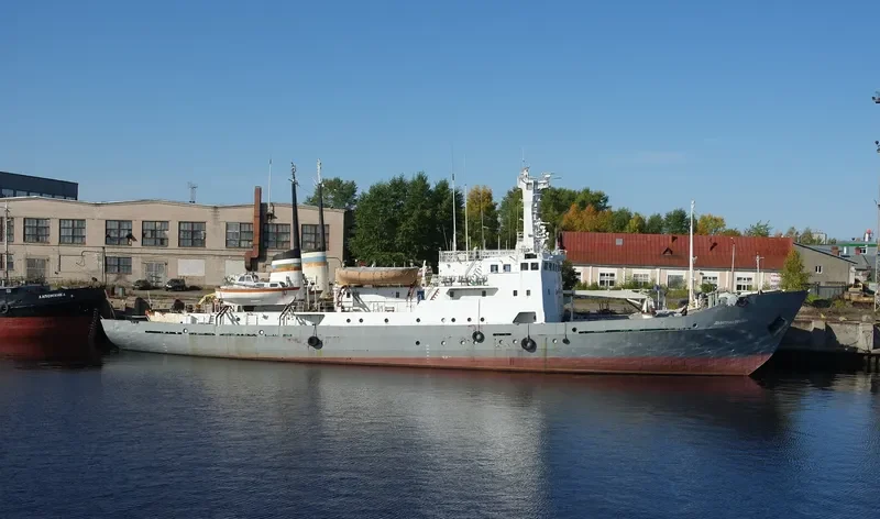 DMITRIY OVTSYN Research Vessel IMO 7019074
