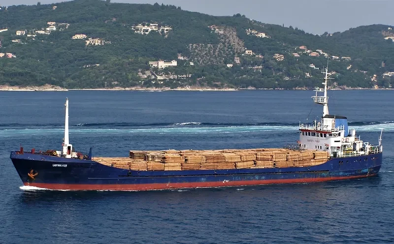 LOARD YAAKOB 1 General Cargo IMO 7026558 photo 2