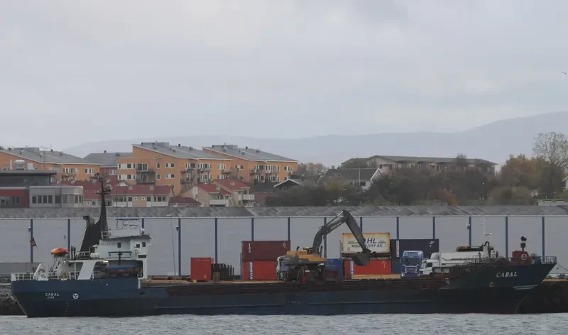 CABAL General Cargo IMO 7043374 photo 8