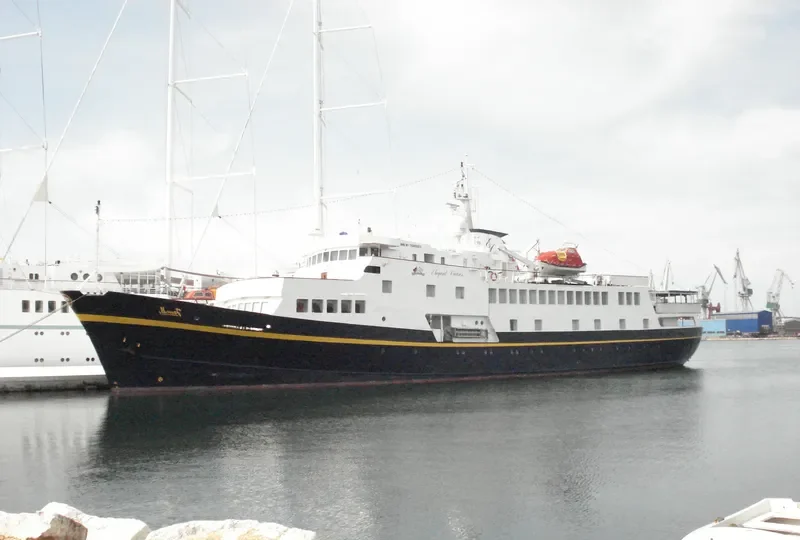 MONET Passenger Ship IMO 7045803 photo 4