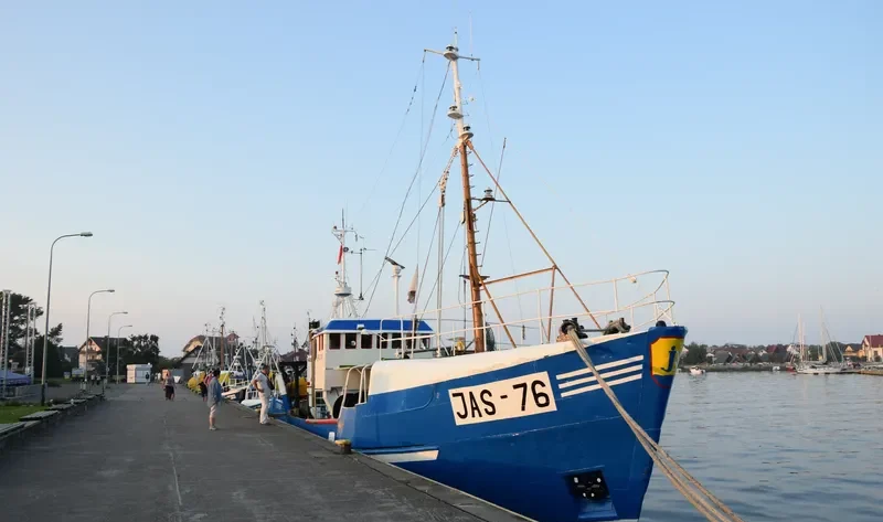 JAS 76 Fishing Vessel IMO 7045906 photo 3