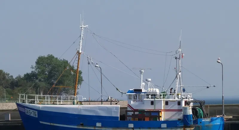 JAS 76 Fishing Vessel IMO 7045906 photo 4