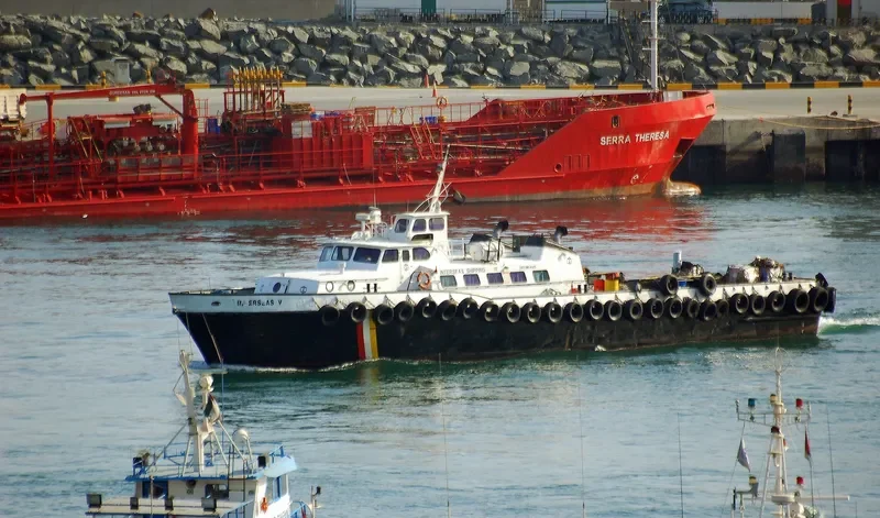 INTERSEAS V Crew Boat IMO 7048685