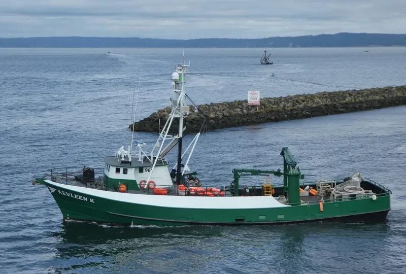 KEVLEEN K Fishing Vessel IMO 7049770 photo 8