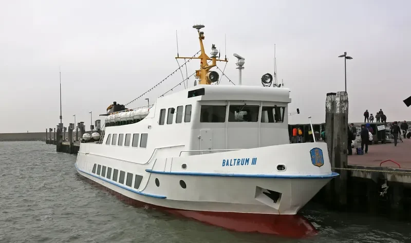 BALTRUM 3 Passenger Ship IMO 7110397 photo 4
