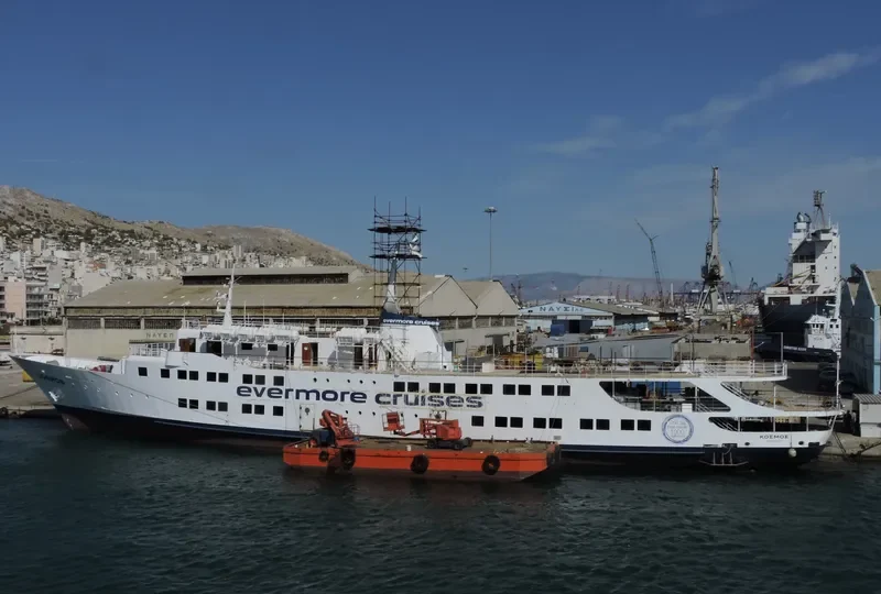 COSMOS Passenger Ship IMO 7111250 photo 5