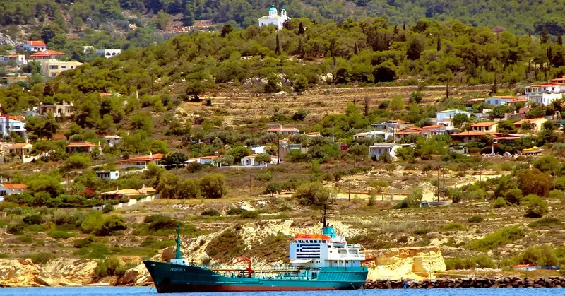 GEORGIOS L Tanker IMO 7113375 photo 3