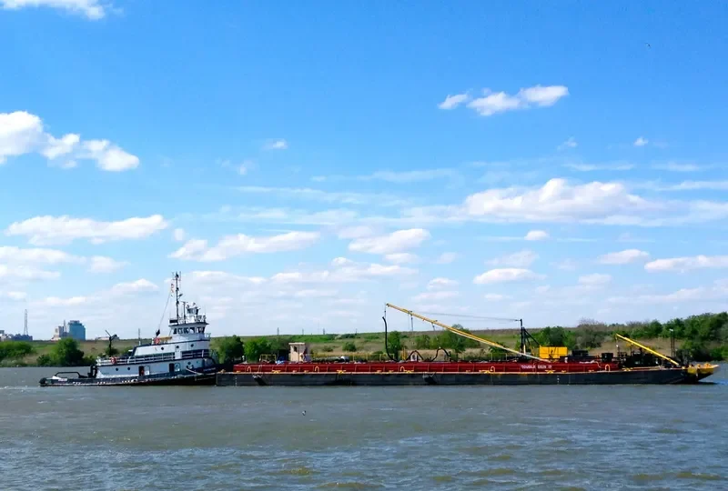 AURORA Tug Boat IMO 7114018 photo 5