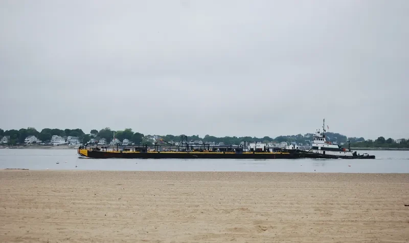 AURORA Tug Boat IMO 7114018 photo 8