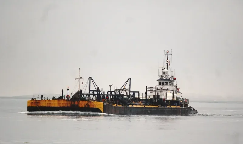 AURORA Tug Boat IMO 7114018 photo 9