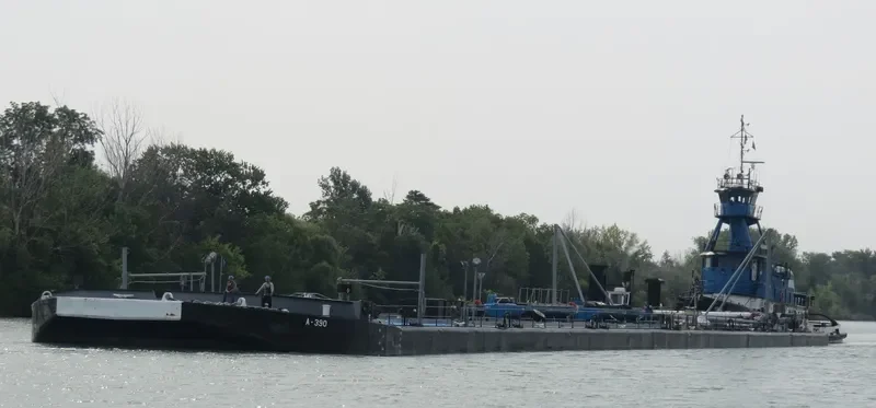 SARAH ANDRIE Tug Boat IMO 7114032 photo 6