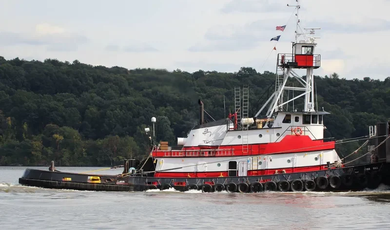 MISS GILL Tug Boat IMO 7114109 photo 4