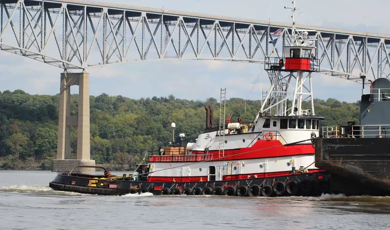 MISS GILL Tug Boat IMO 7114109 photo 5