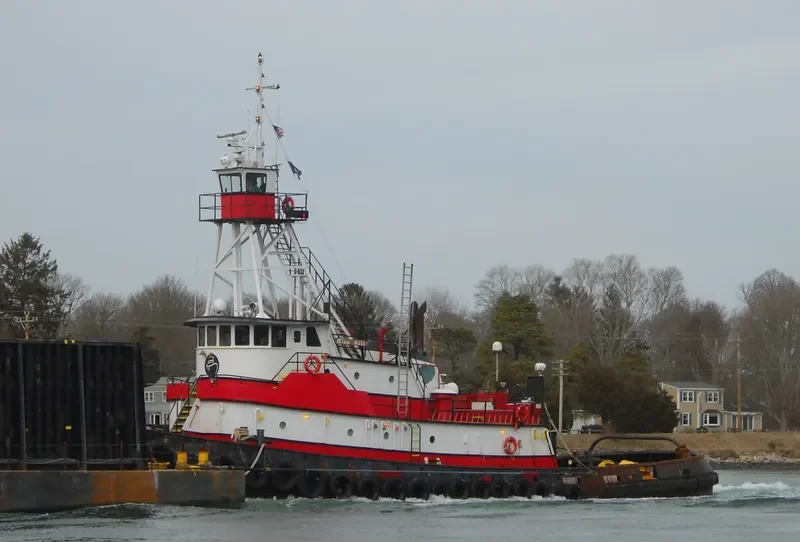 MISS GILL Tug Boat IMO 7114109 photo 6