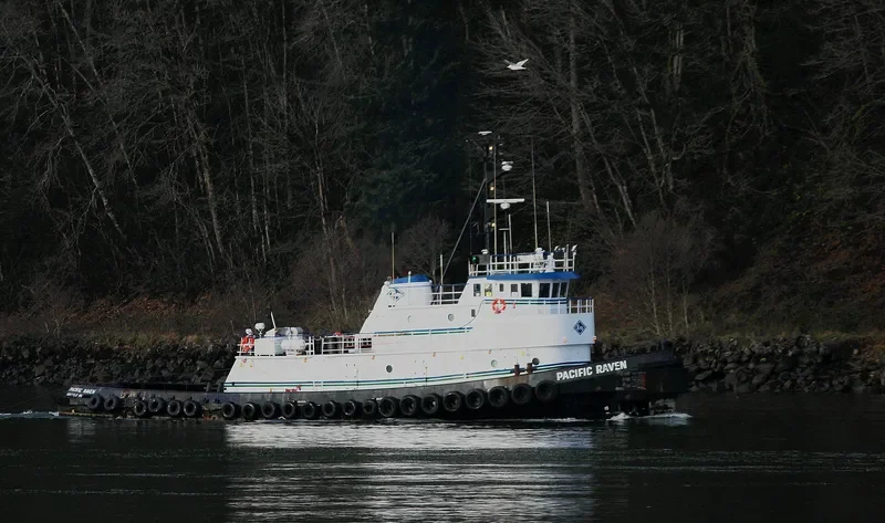 SHIRLEY C Tug Boat IMO 7114288 photo 2