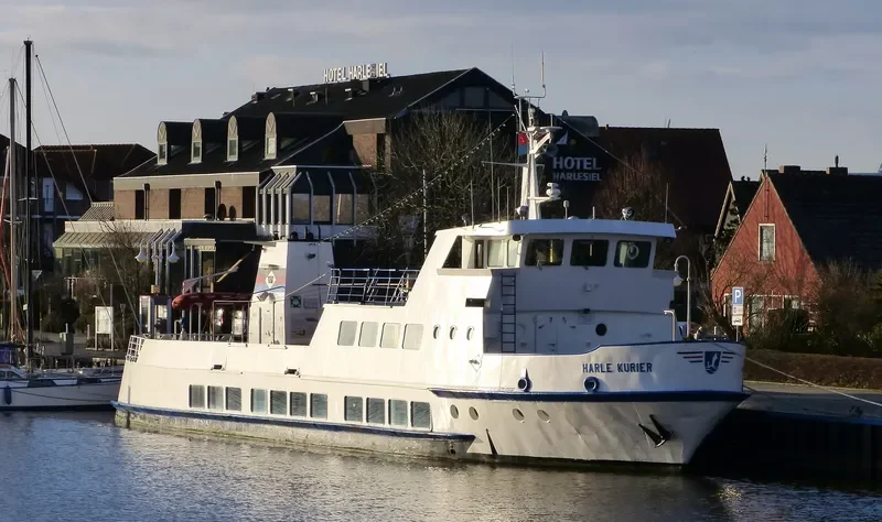 HARLE KURIER Passenger Ship IMO 7114587 photo 8