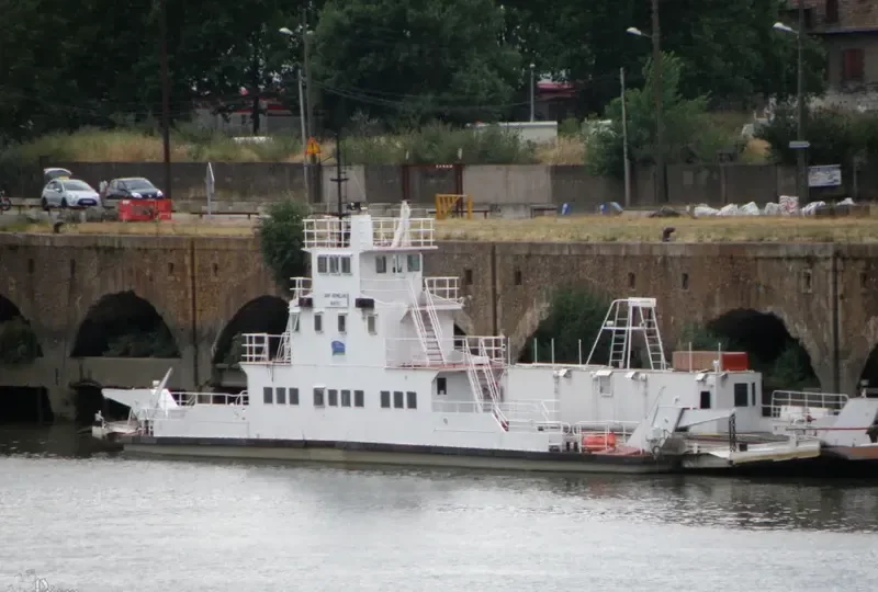 SAINT HERMELAND Passenger Ship IMO 7119501 photo 5