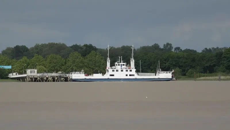 COTES DE BLAYE Passenger Ship IMO 7119513 photo 6
