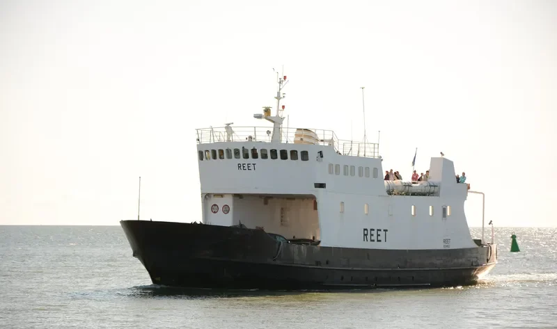 REET Ro-Ro IMO 7120811
