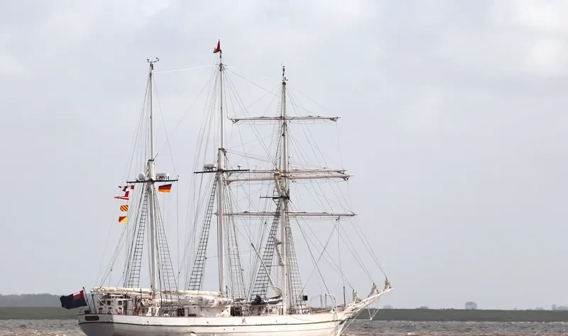 SHABAB OMAN Yacht IMO 7125598
