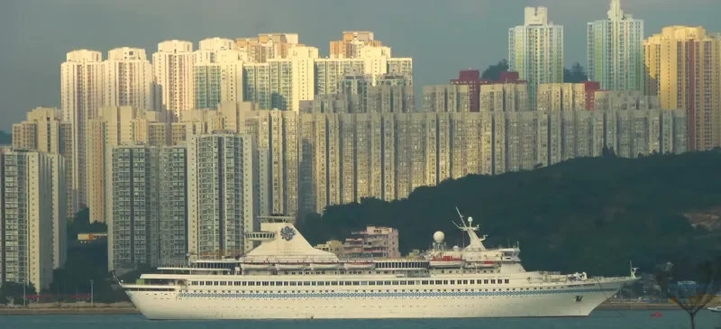 ORIENTAL DRAGON Passenger Ship IMO 7125861