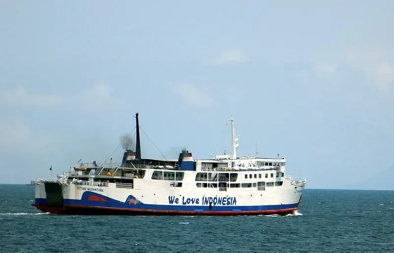 TITIAN NUSANTARA Ro-Ro IMO 7125952 photo 9